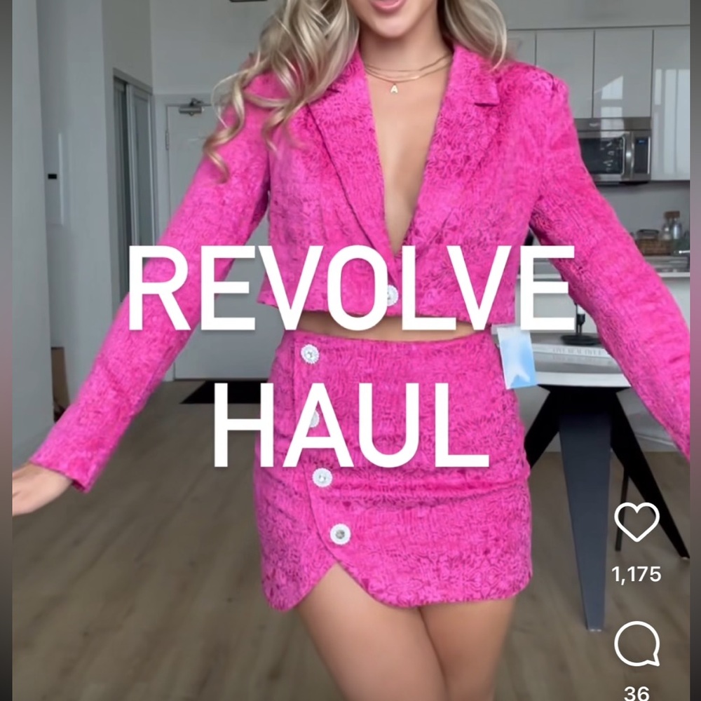Vibrant Magenta Pink 2pc Matching Cropped Blazer and Skirt Set - Picture 7 of 7